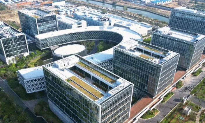 画册与海报印刷工艺选择指南：上海赋宁仑广告的实战经验